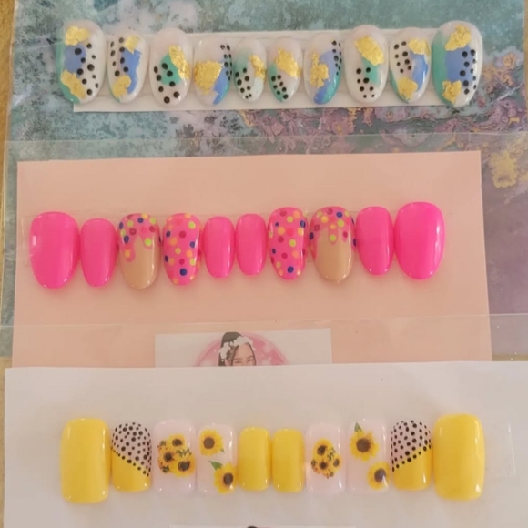 Handmade Wholesale Press On Nails - Picture 5 of 11